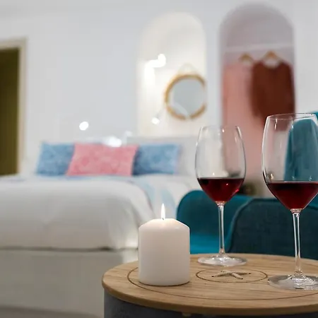 Kima Aparthotel Oia (Santorini)